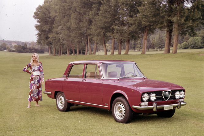 Ricordo Alfa Romeo Giulia 2000 Berlina